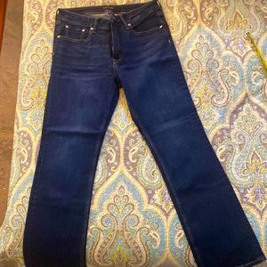 Free Assembly mid rise Bootcut SZ 10 Short